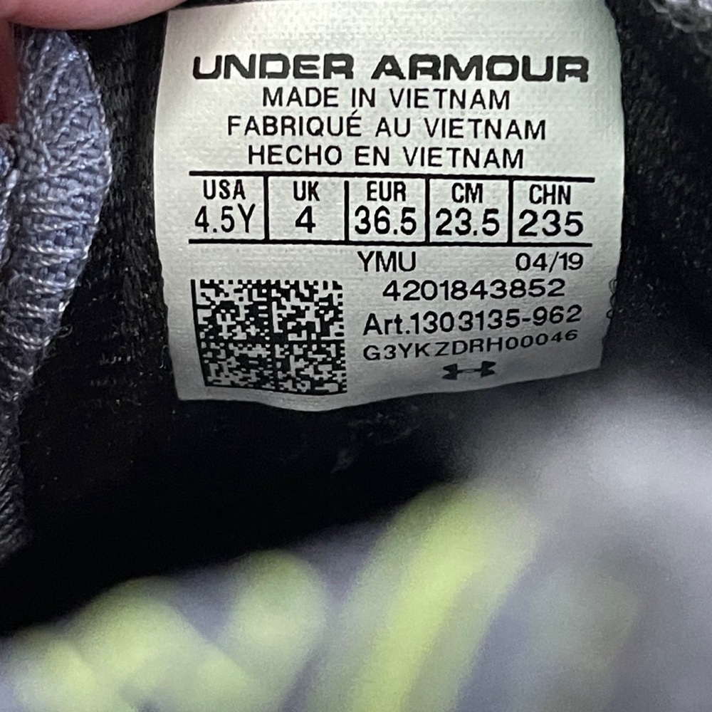 Under Armour Kickit2 Word Mark 4.5 Big Kids Sneakers - Picture 8 of 9